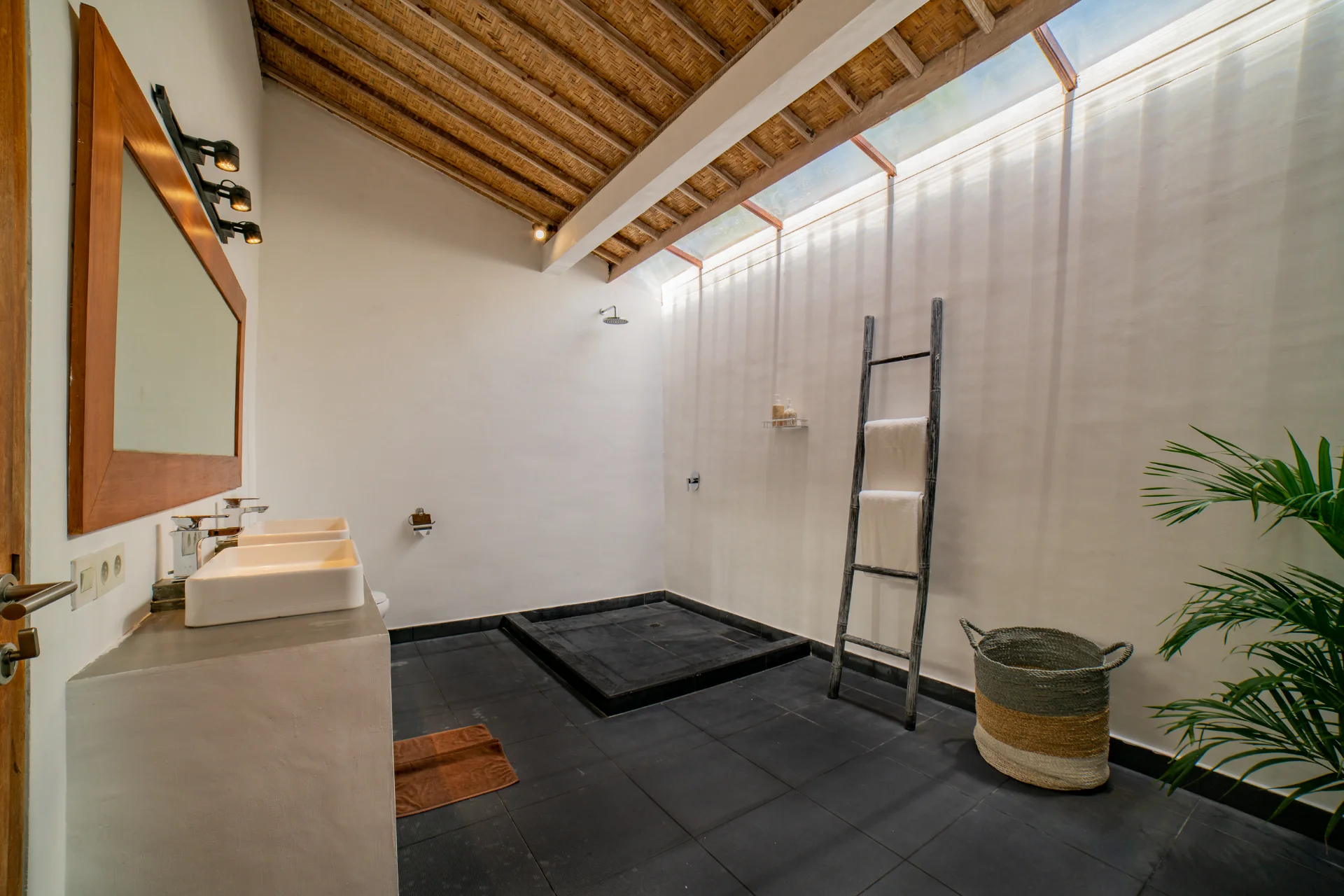 Photo 49
