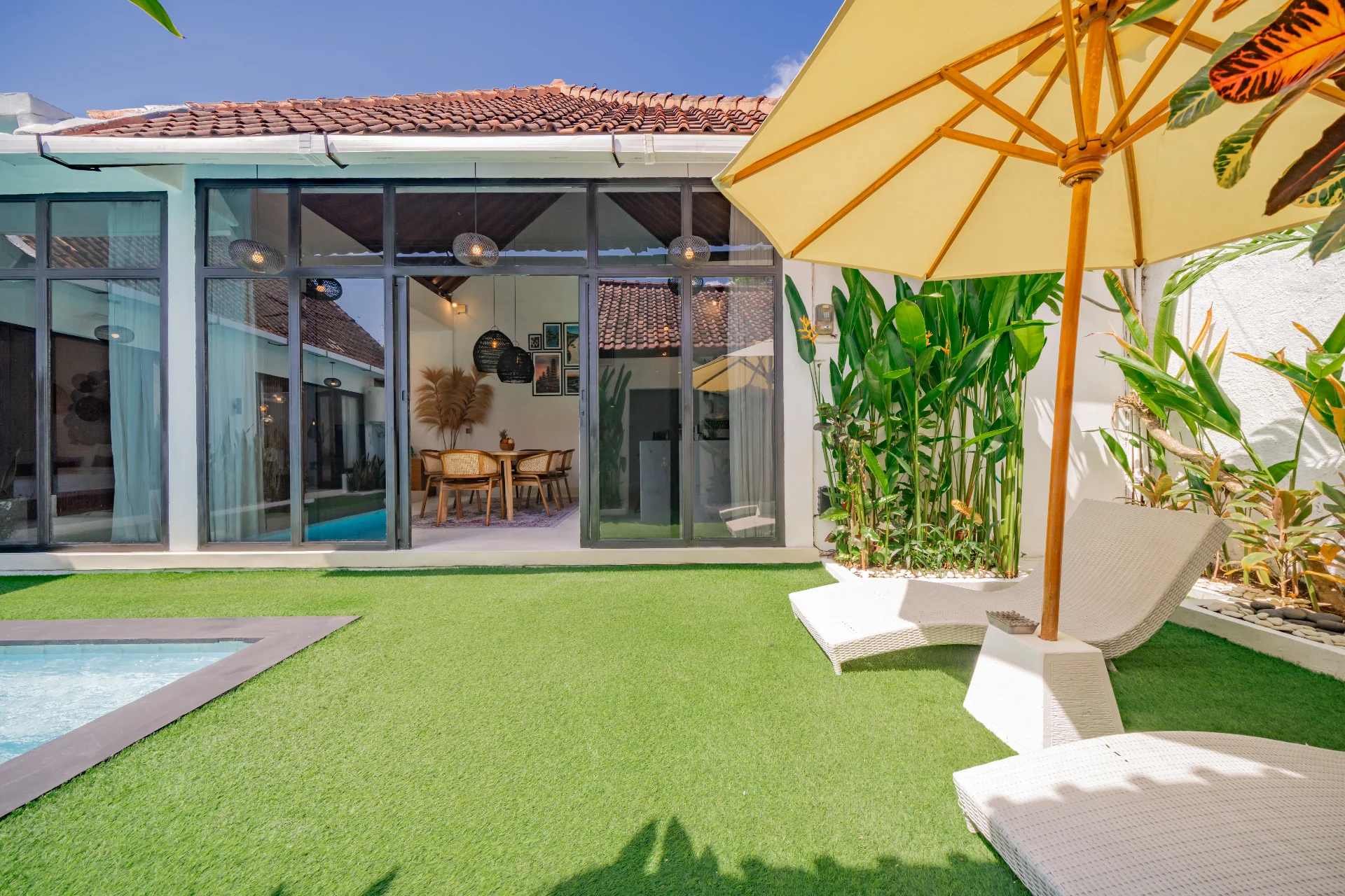 Photo 177